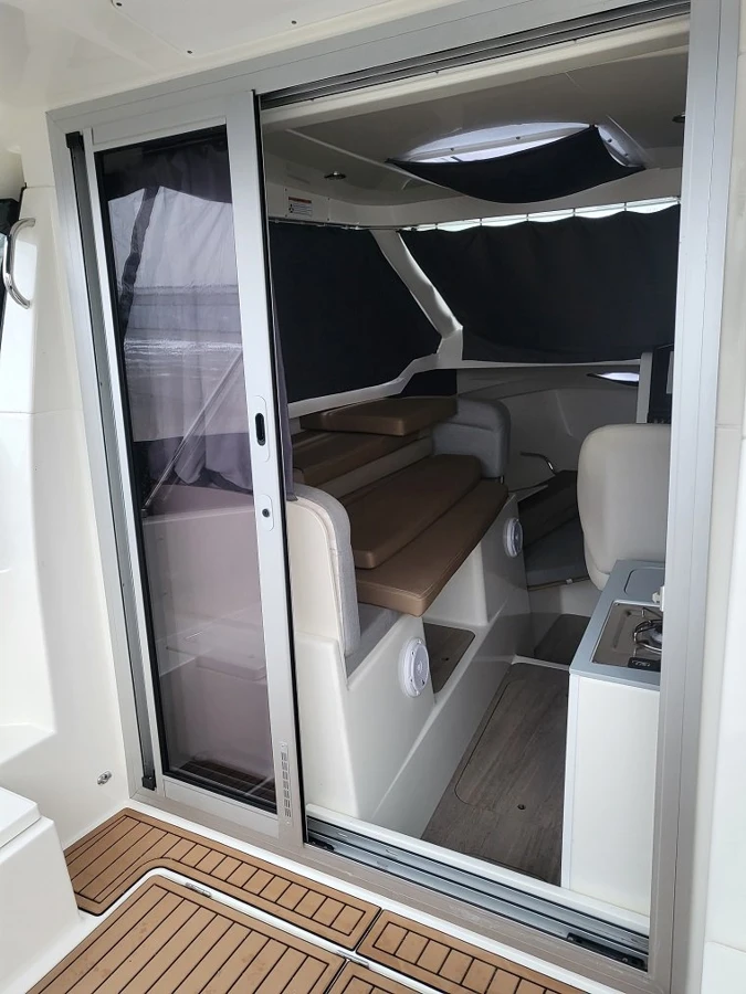 QUICKSILVER ACTIV 675 WEEKEND+ MERCURY F 200 XL — photo 18