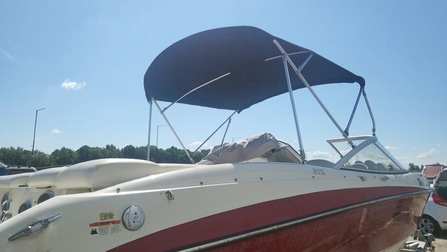 BAYLINER 215 — photo 4