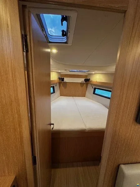 Bavaria C38 — photo 4