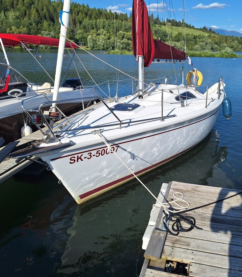 Predám plachetnicu Sportina 682