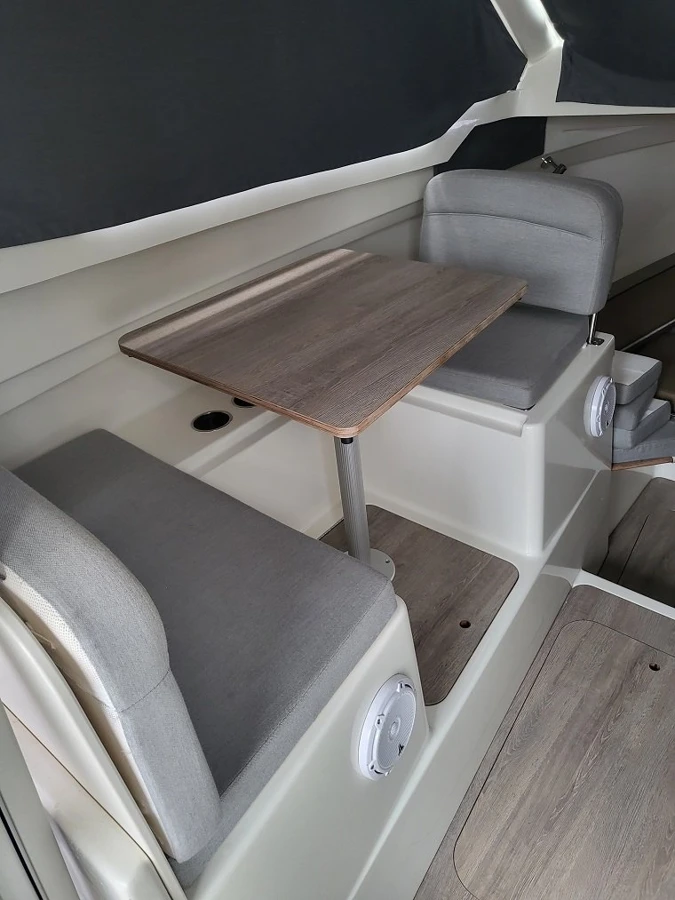 QUICKSILVER ACTIV 675 WEEKEND+ MERCURY F 200 XL — photo 50