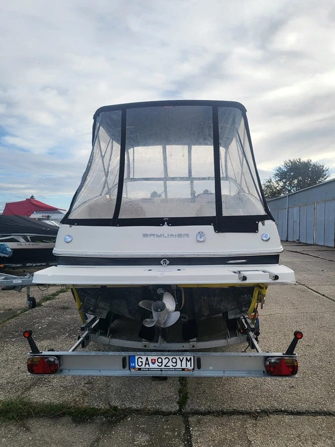 BAYLINER 742 CUDDY — photo 4