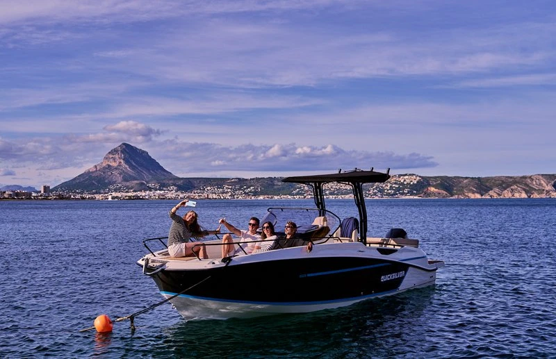 QS 805 OPEN + MERCURY F 250 XL VERADO — photo 2