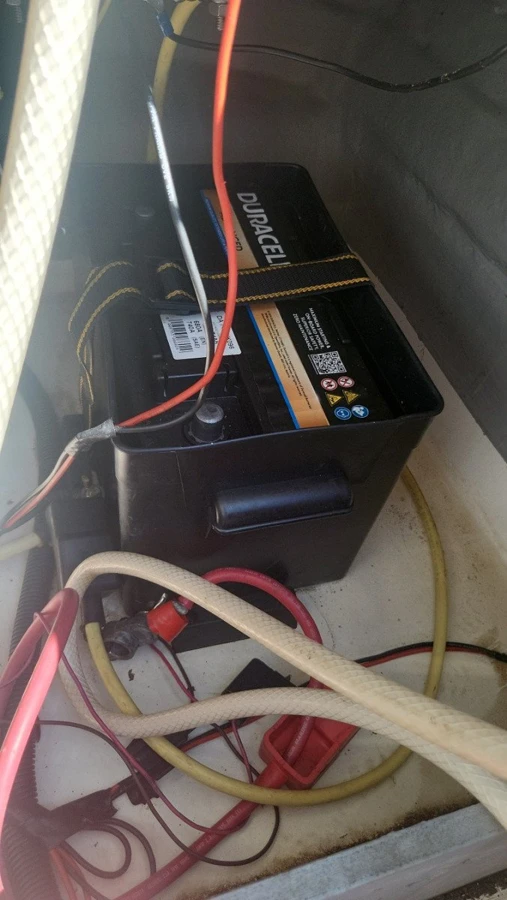 BAYLINER 215 — photo 19