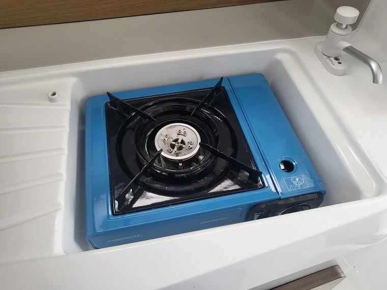 BENETAU ANTARES 6.8 — photo 25
