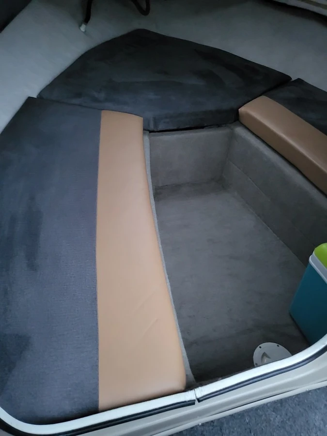 BAYLINER CAPRI 212 — photo 8