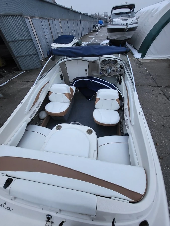 BAYLINER CAPRI 212 — photo 6