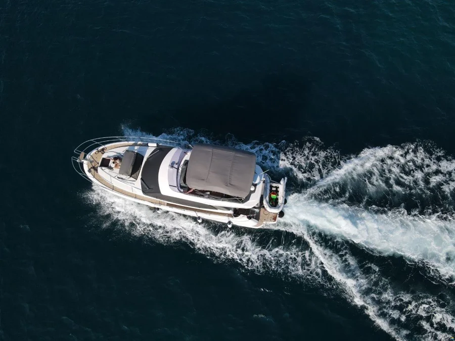 Bavaria S40  — photo 4