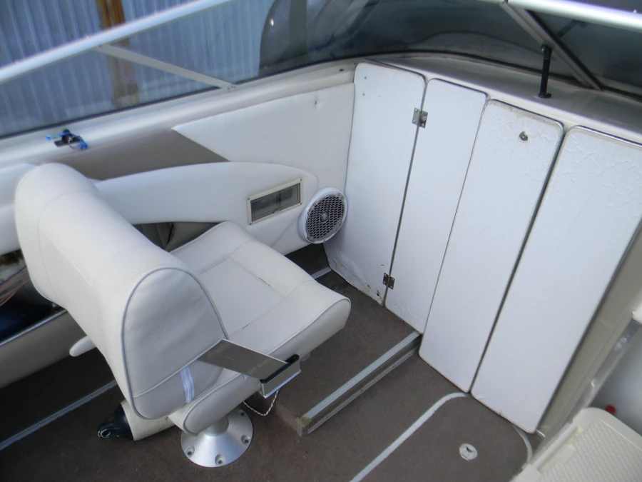BAYLINER 2052 — photo 11