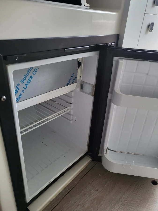 QUICKSILVER ACTIV 675 WEEKEND+ MERCURY F 200 XL — photo 43