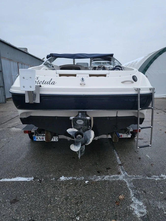BAYLINER CAPRI 212 — photo 4