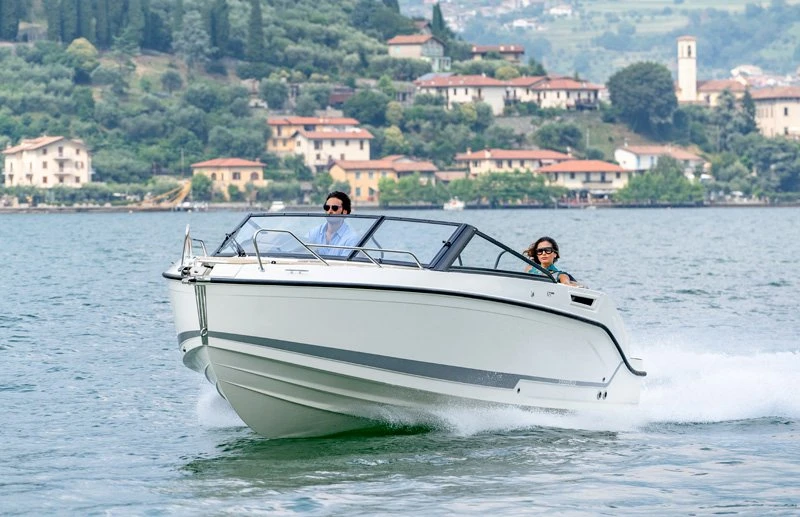 Quicksilver 675 CRUISER + MERCURY F 200 XL V6 — photo 2