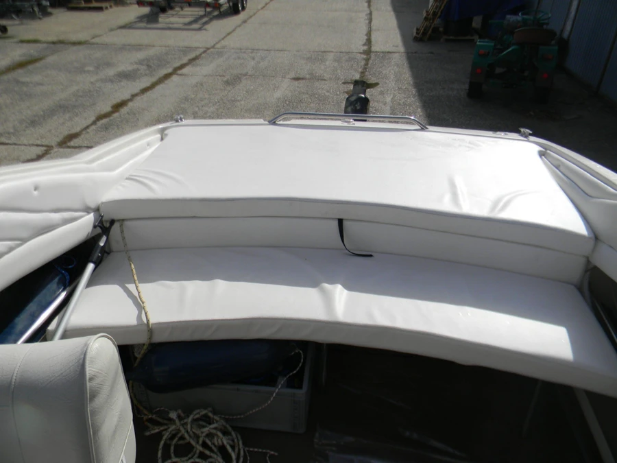 BAYLINER 2052 — photo 13