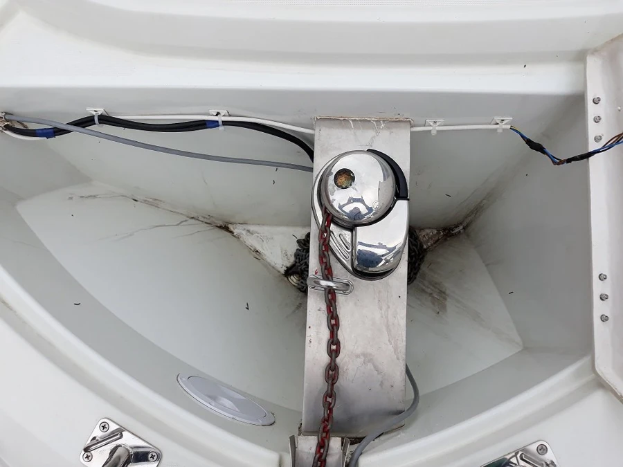 JEANNEAU MERRY FISHER 605 — photo 20