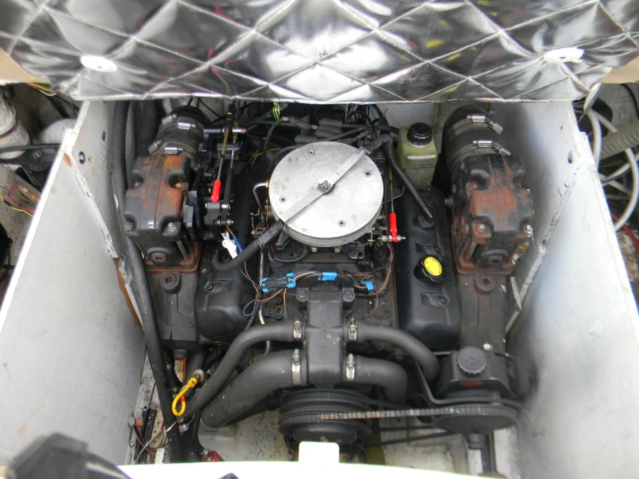 BAYLINER 2052 — photo 12