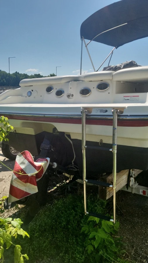 BAYLINER 215 — photo 29