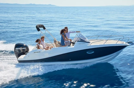 Quicksilver 675 SUNDECK + MERCURY F 200 V6 XL (2024)