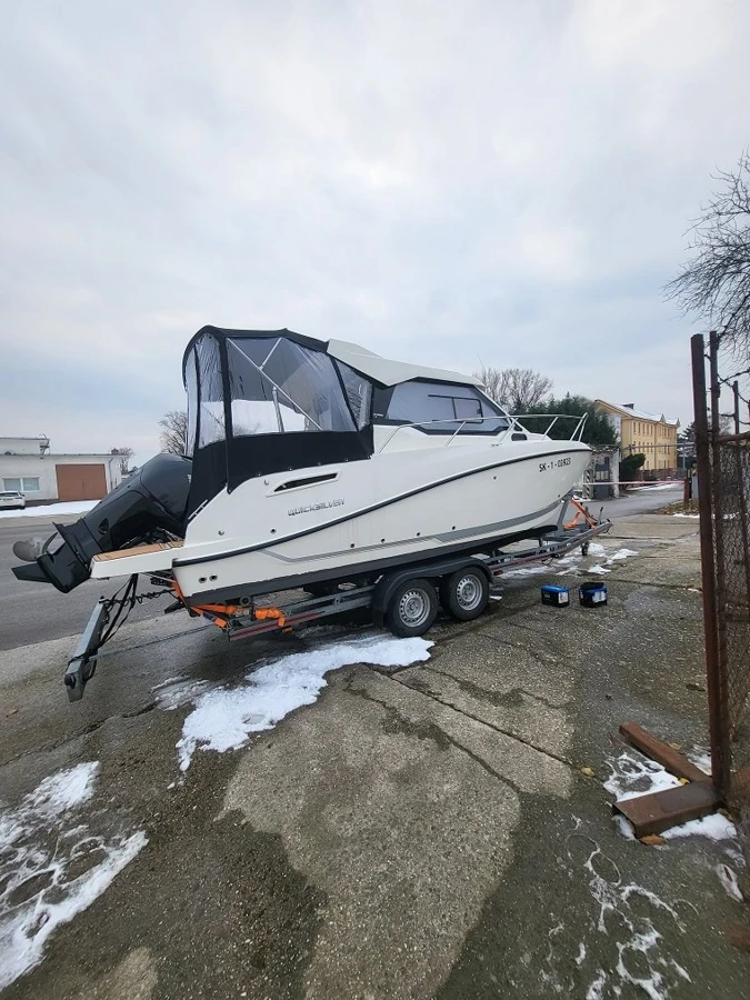 QUICKSILVER ACTIV 675 WEEKEND+ MERCURY F 200 XL — photo 3
