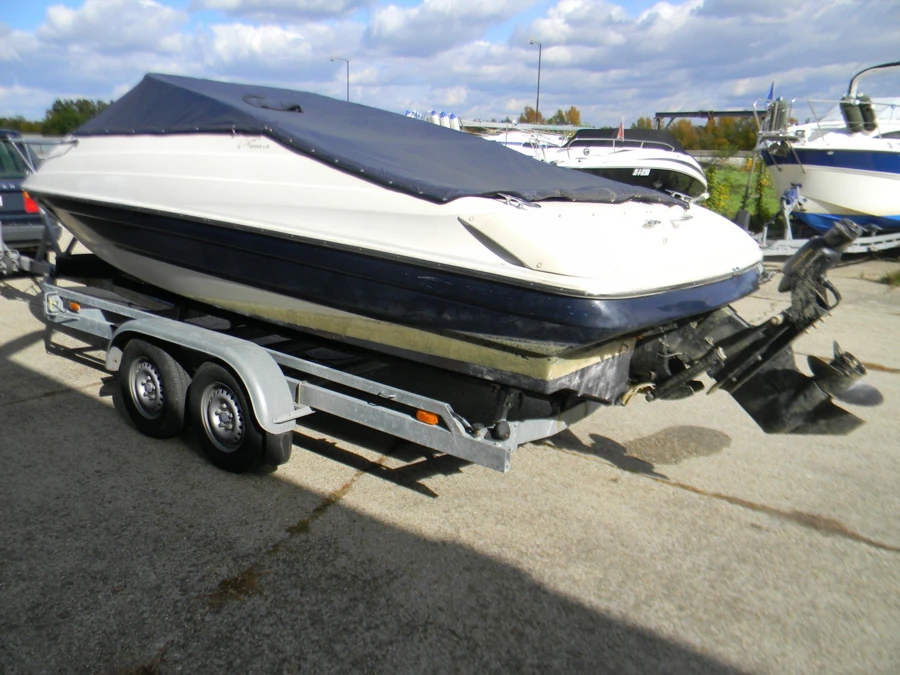 BAYLINER 2052 — photo 8