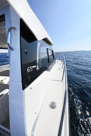 Quicksilver 705 WEEKEND + MERCURY F 225 XL V6 — photo 6