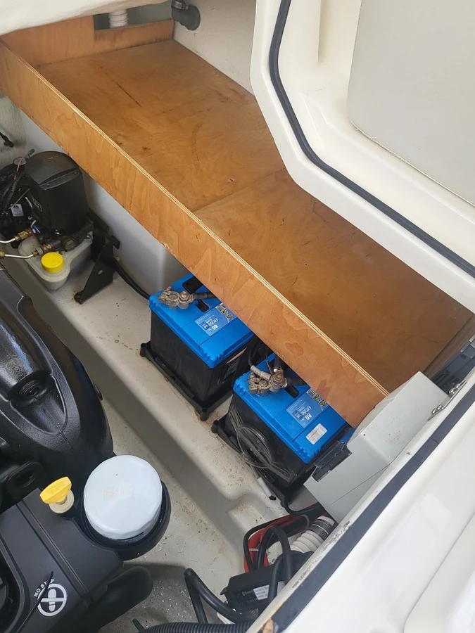 BAYLINER 742 CUDDY — photo 11