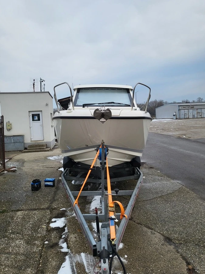 QUICKSILVER ACTIV 675 WEEKEND+ MERCURY F 200 XL — photo 2