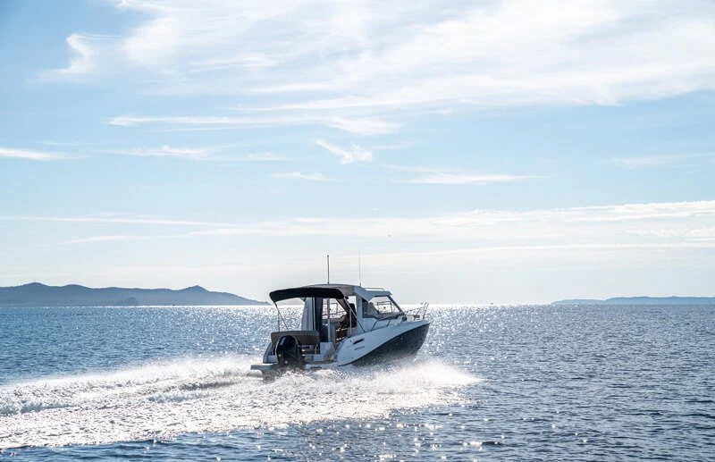 Quicksilver 705 WEEKEND + MERCURY F 225 XL V6 — photo 11