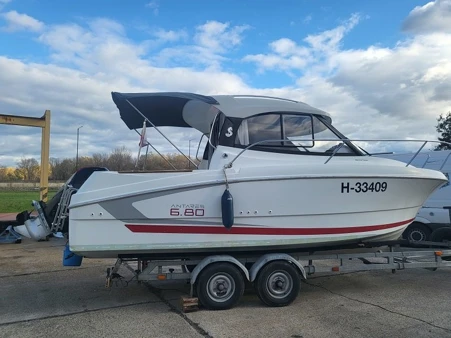BENETAU ANTARES 6.8 (2015)